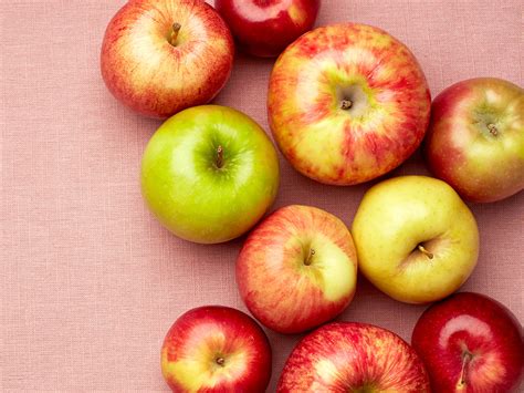 A Guide To 10 Common Apple Varieties, With Recipes | Chatelaine