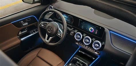 2021 Mercedes-Benz GLA Interior Features, Dimensions | Seating, Tech ...