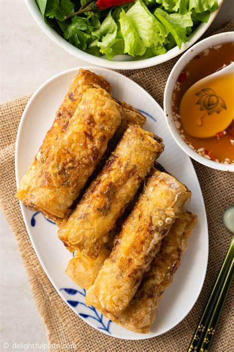 15+ Tasty Rice Paper Recipes (Rolls and Beyond!) - The Nessy Kitchen