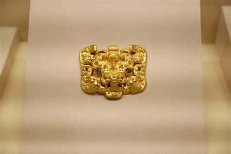 Gansu Silk Road artifacts on show in Beijing