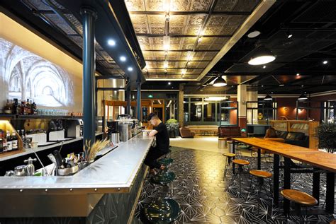 URSIDE Hotel & Café / URSIDE | ArchDaily