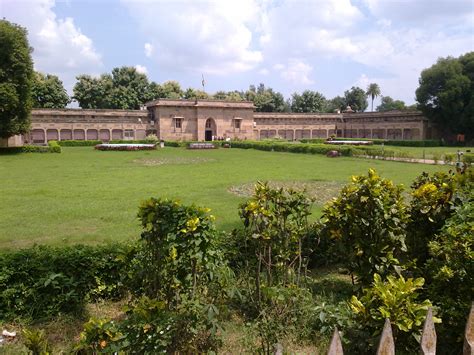 Sarnath Museum - Varanasi