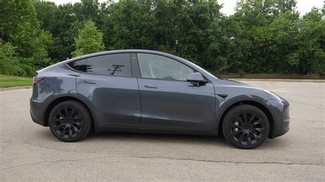 This 2020 Tesla Model Y Performance Long-Term Review Singles Out Many ...