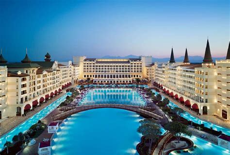 The Jaw Dropping Mardan Palace in Antalya, Turkey