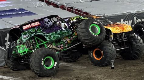 Monster Jam - Tampa Freestyle 2023 (Show 1) - YouTube