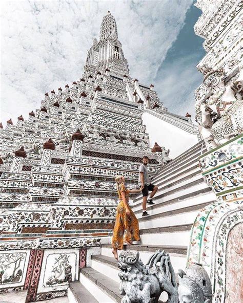 Discover the Enchanting Architecture of Wat Arun in Bangkok