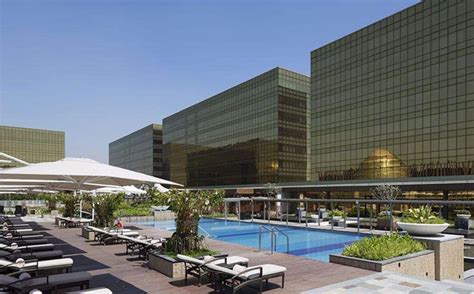 Best Luxury Hotels in Manila