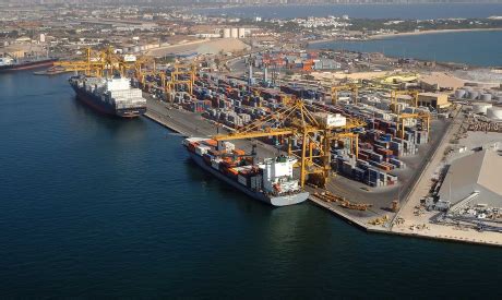 Some 2,700 tonnes of ammonium nitrate stuck in Dakar port - Africa ...