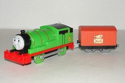 THOMAS & FRIENDS TrackMaster Percy & Mail Car Motorized Train Engine ...