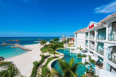 FULL REVIEW: What Guests Love About Sandals Montego Bay