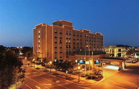 HILTON GARDEN INN VIRGINIA BEACH TOWN CENTER ab 171€ (4̶0̶8̶€̶ ...