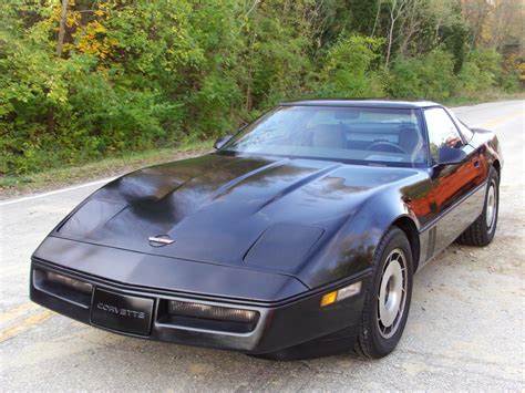 1985 C4 Corvette | Image Gallery & Pictures | Chevrolet corvette ...