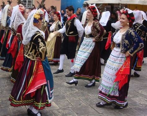 An Ode to Greek dance — Yia Mas