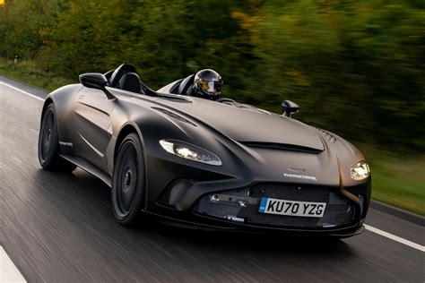 Aston Martin’s roofless V12 Speedster confuses me greatly - Esquire ...