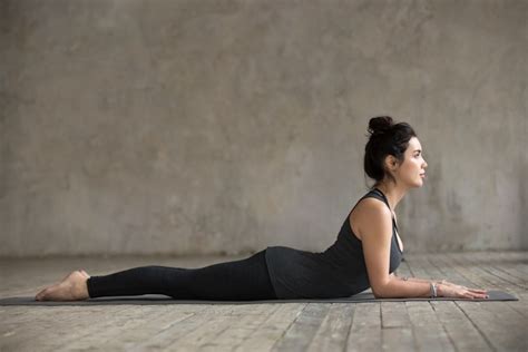 How To Do Pilates For Knee Pain, According To Trainers