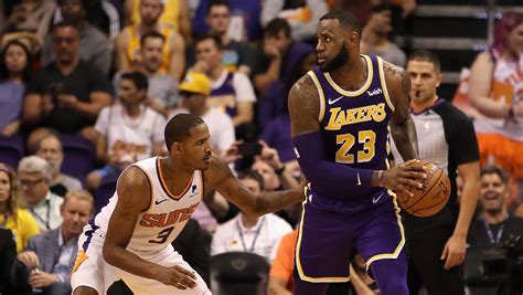 Lakers' Trevor Ariza Returns to Injury-Depleted Lineup