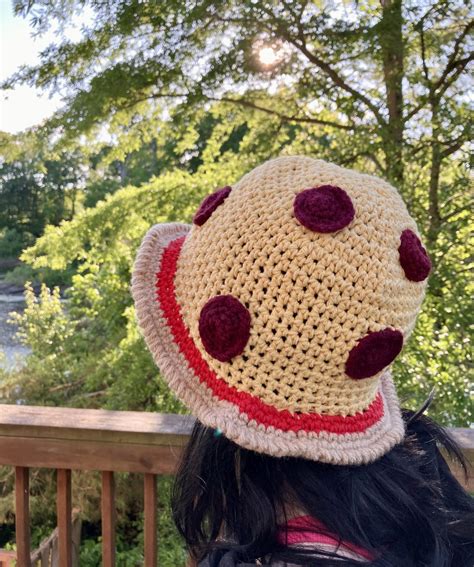 Pepperoni Pizza Bucket Hat Crochet Pattern - Crochetboss.com