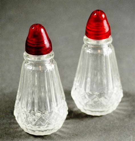 Vintage Clear Glass Salt And Pepper Shakers W Red Plastic Caps | Free ...