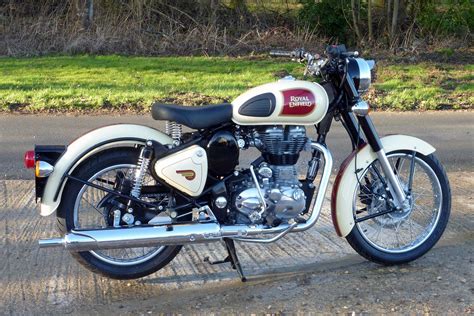 2016 Royal Enfield Classic 500 Review