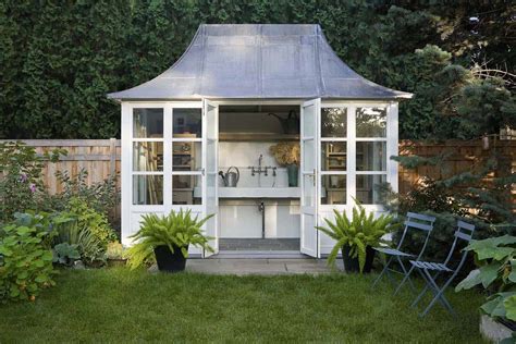 40 Simply amazing garden shed ideas