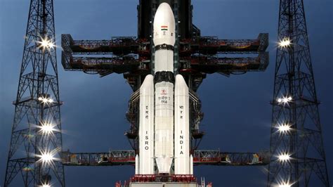 Chandrayaan-3: Twitter erupts in excitement as India all set to reach ...