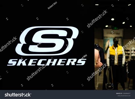 445 afbeeldingen voor logo skechers: afbeeldingen, stockfoto‘s en ...