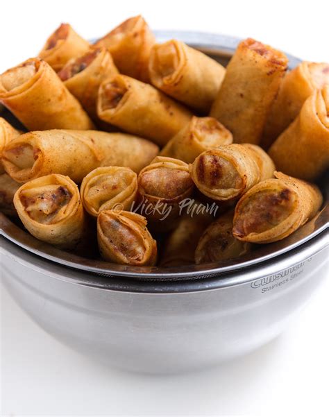 Vietnamese Egg Rolls (Cha Gio) — Vicky Pham