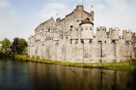 Top 10 Beautiful Castles in Belgium