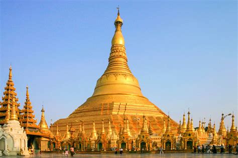 Shwedagon Pagode in Yangon, Myanmar | Franks Travelbox