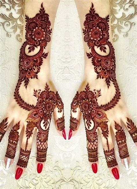 Bridal Mehndi Designs | 9+ Most Adorable Mehndi Design To Try