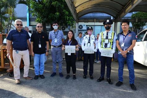 LRTA employees na nagpamalas ng katapatan sa trabaho at bayan ...