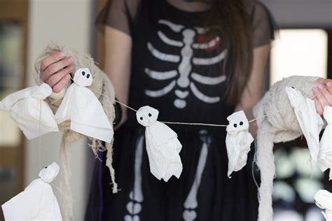 DIY halloween decoration craft ideas for your kids