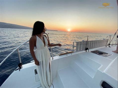 Sunset Cruise in Santorini | Greek Meal Included | by Santorini Day Tours