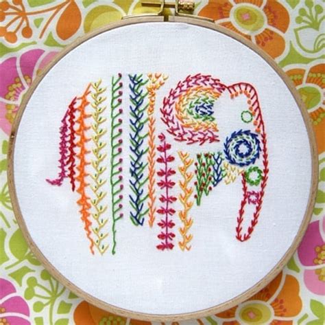 15 Hand Embroidery Stitches for Beginners - Learn Step By Step ...