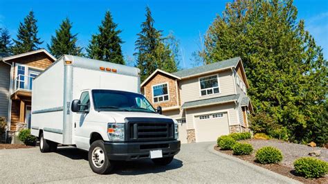 Key Tips to Stay Sane While Hiring a Rental Truck for Moving - Jaxtr