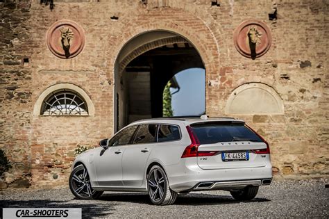 Volvo V90 T8 R-Design: dottor Jekyll & Mr Hide - Review