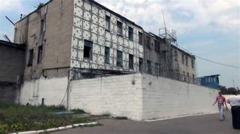 Inmates Escape As Shell Hits Ukraine Prison | World News | Sky News