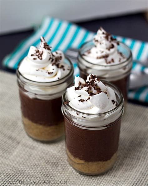 Chocolate Pudding Pie In A Jar - This Gal Cooks