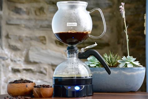 Vacuum Siphon Coffee Maker Recipe - Baked, Brewed, Beautiful