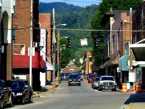 Photo of Streets of Harlan, Kentucky | Kentucky travel, Harlan kentucky ...