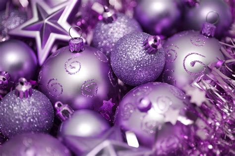 Photo of purple and pink christmas ornaments | Free christmas images