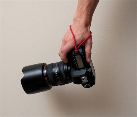 Diy Camera Wrist Strap · How To Make A Camera Strap · Knotting ...