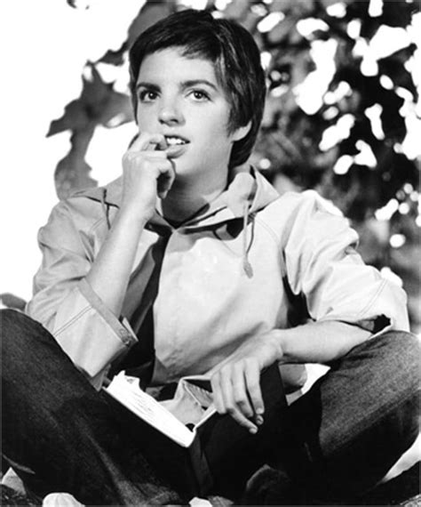 25 Pictures of Young Liza Minnelli | Liza minnelli, Movie stars, Judy ...