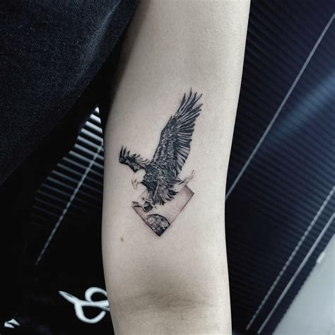 11+ Forearm Eagle Tattoo Ideas That Will blow Your Mind!