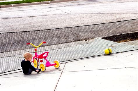 12 Driveway Safety Tips To Protect Your Kids - Free Baby Samples