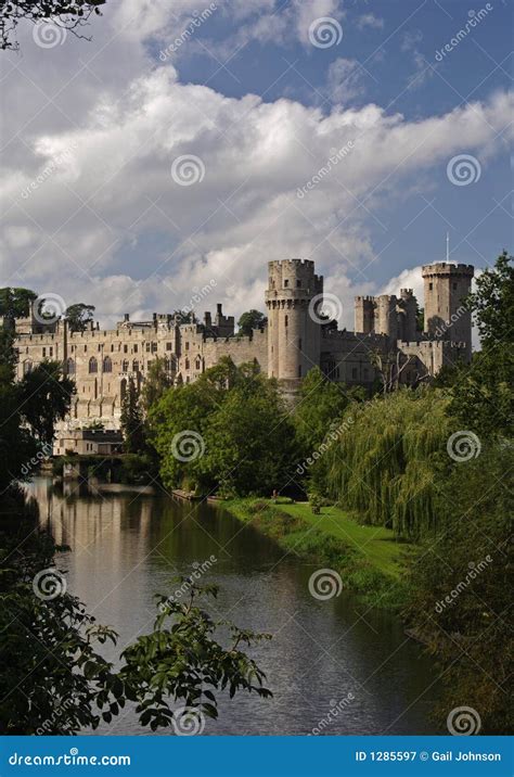 Warwick Castle stock image. Image of gardens, bank, swans - 1285597