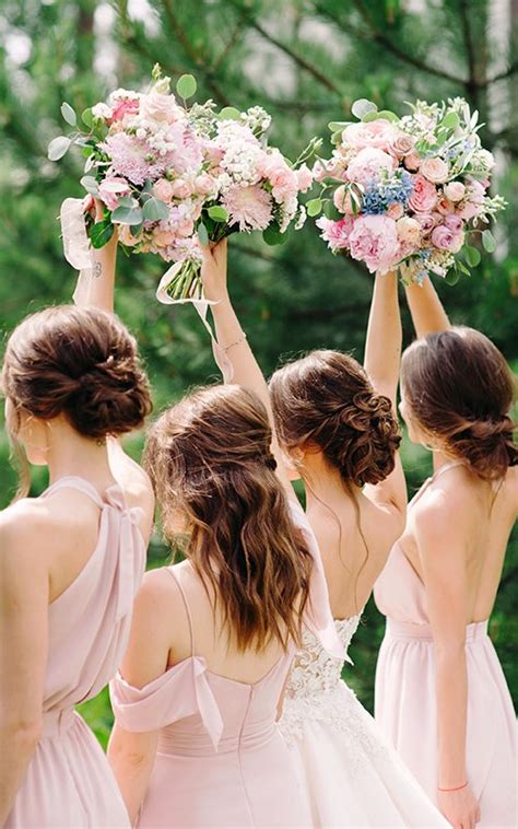 Bridesmaid Hairstyles 36 Looks 2022 Guide + Expert Tips