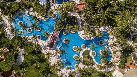 These Are the Best Hotel Pools in Puerto Vallarta and Riviera Nayarit ...