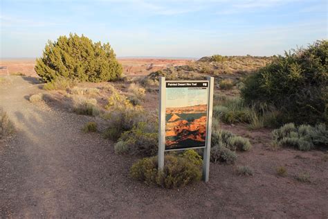 gjhikes.com: Painted Desert Rim Trail