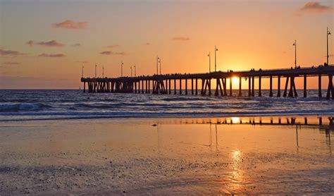 Venice Pier Beach in Los Angeles, CA - California Beaches